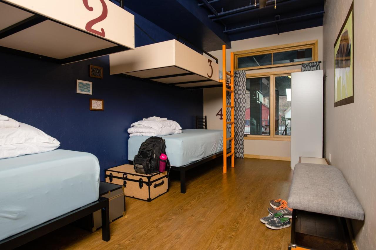 Хостел The Bunkhouse Minturn Екстер'єр фото
